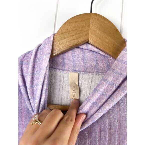 Anthropologie Sample Sale‎ Pilcro Velvet Turtleneck Sweater - Picture 2 of 12